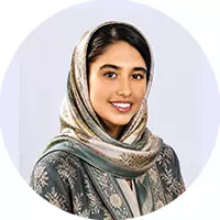 ستایش دلیری، کارشناس محتوای بصری حَصین حاسب
