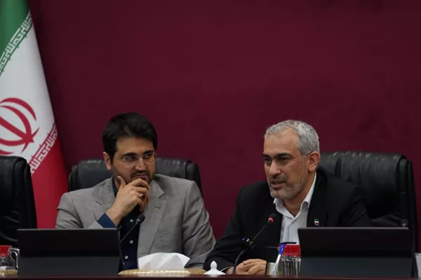 مدنی‌زاده: افزایش درآمدهای مالیاتی باید با حفظ تاب‌آوری تولید همراه باشد/ سبحانیان: لزوم توجه به سرمایه انسانی در کنار تحول نظام مالیاتی
